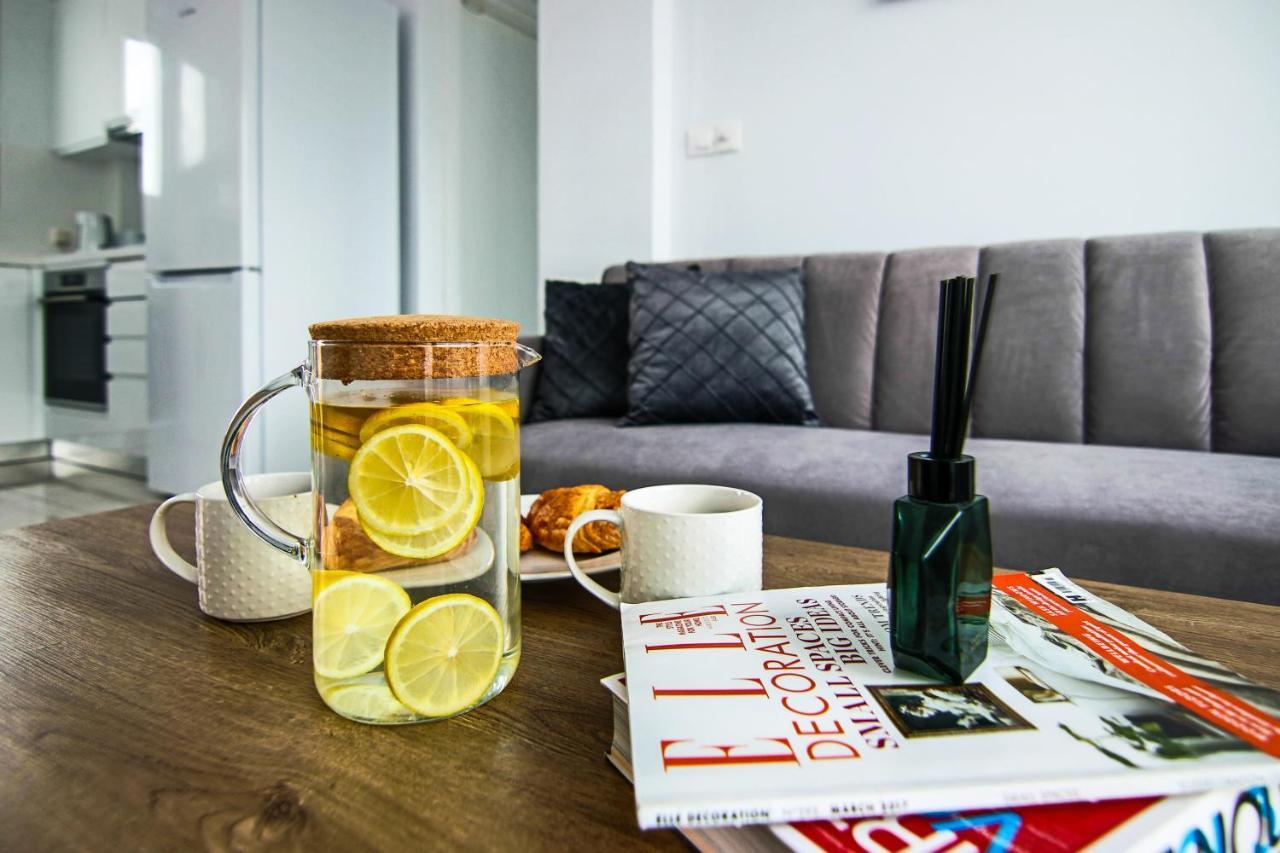 Phaedrus Living - Seaside Executive Flat Harbour 205 Appartement Paphos Buitenkant foto