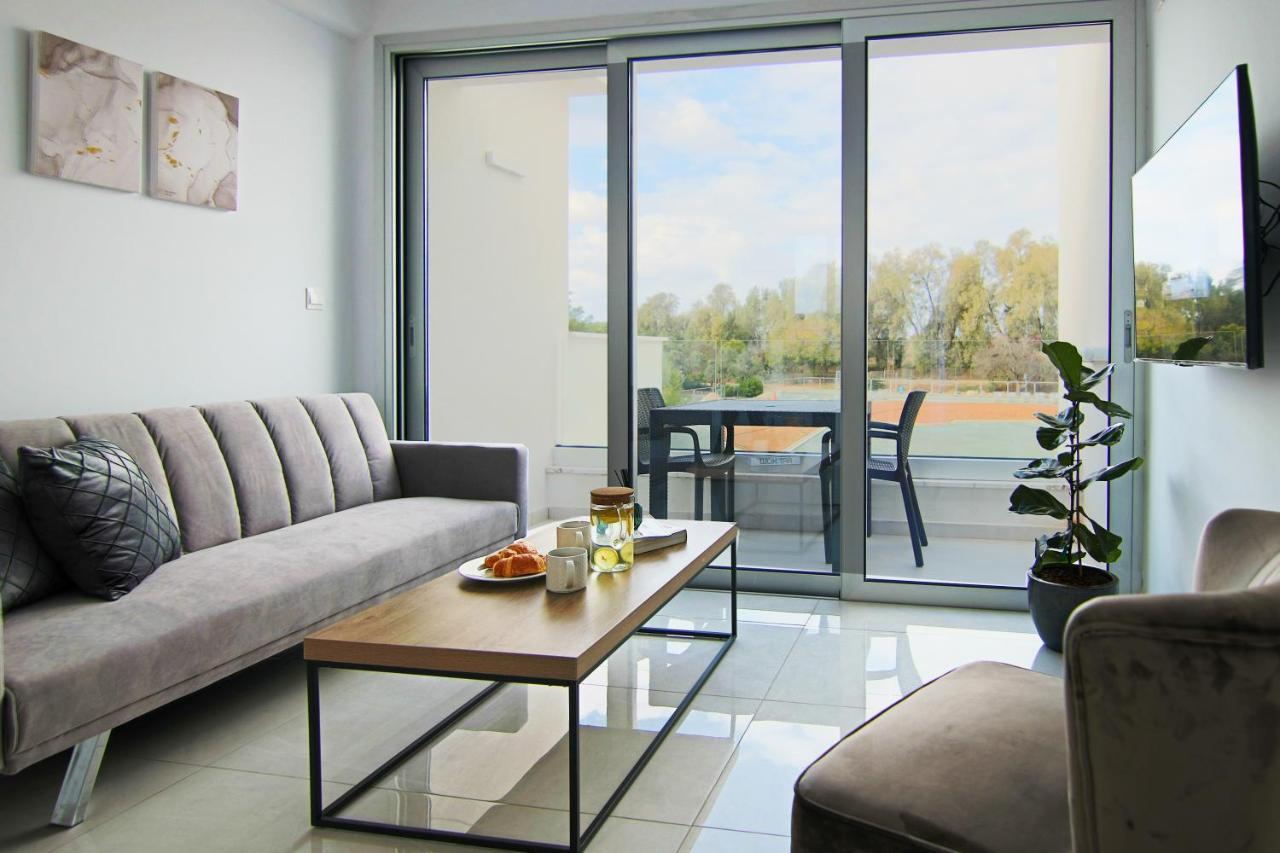 Phaedrus Living - Seaside Executive Flat Harbour 205 Appartement Paphos Buitenkant foto