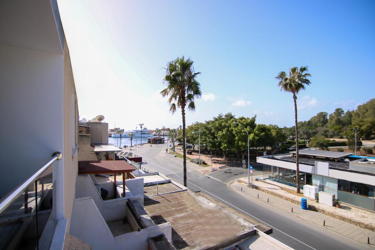 Phaedrus Living - Seaside Executive Flat Harbour 205 Appartement Paphos Buitenkant foto